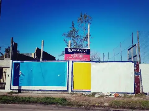 OPORTUNIDAD LOTE 10X38 VILLA LUZURIAGA ESCUCHA OFERTAS