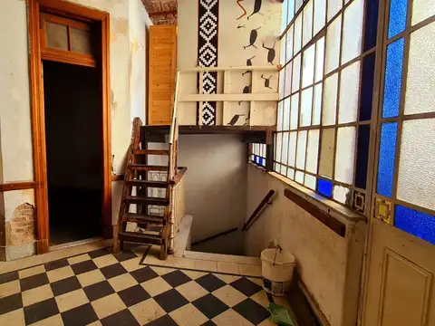 Lafuente 200, Piso 1