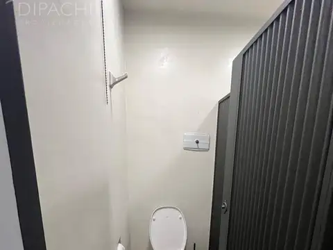 Oficina 2 ambientes con 1 baño