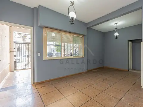 VENTA PH 3 AMB CASEROS - C/COCH Y PATIO - APTO CRÉDITO