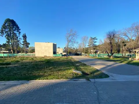 Terreno en Venta 26  mts Fondo