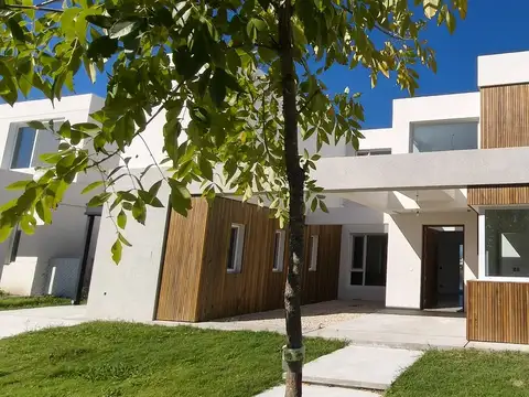 Casa en Venta en Villanueva, USD 495.000