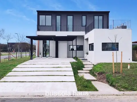 Casa en Venta en Puertos - Araucarias, USD 265.000