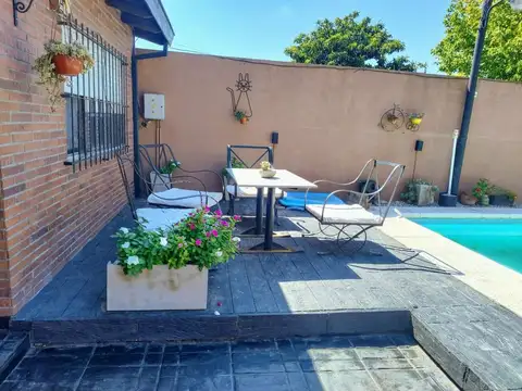 Casa 7 ambientes con 3 baños