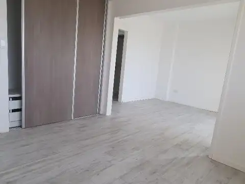 De La Nacion 300, Piso 10°