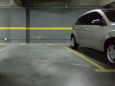 Cochera en Alquiler de 4  mts largo x 3  mts ancho