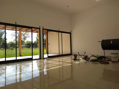 Casa 6 ambientes con 3 baños