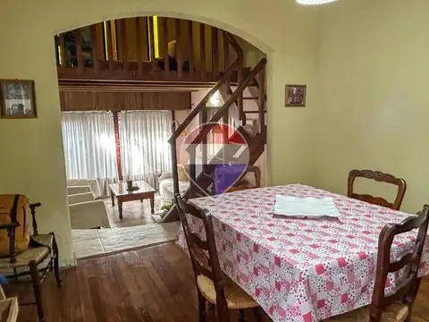 VENTA CASA LOTE PROPIO EX-MUNICIPAL-LINIERS