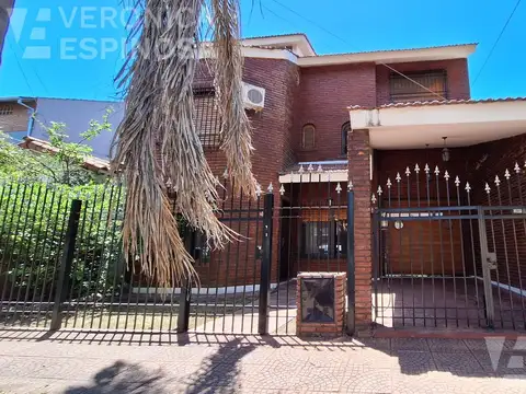 Casa en Venta en Moron Sur, USD 189.000