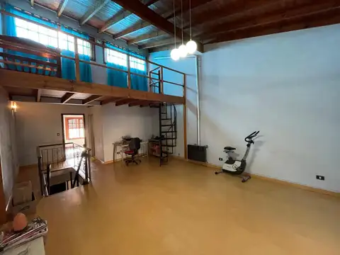 Casa en Venta con 1 cochera