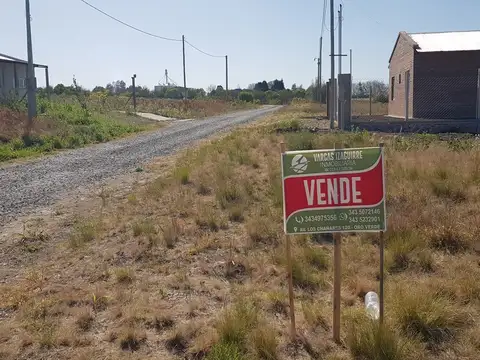 Terreno en Venta 30  mts Fondo