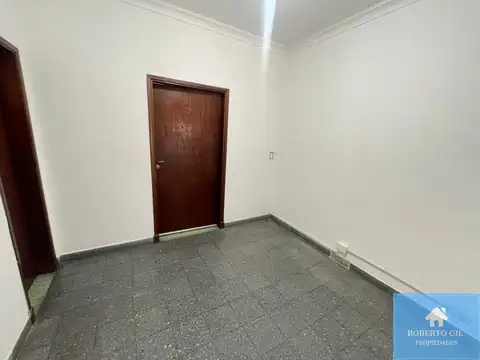 Oficina en Alquiler al Norte