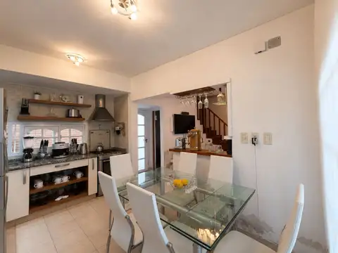 Depto Tipo Casa en Venta de 3 ambientes