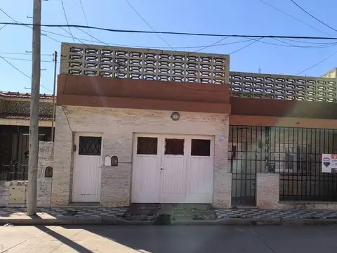 Oportunidad Casa y dpto ingreso indep. escritura