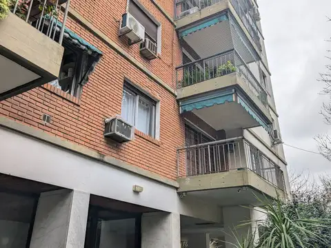 Venta 4 ambientes c/dependencia Frente Balcón  Baulera Lomas de Nuñez