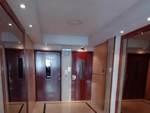 Eduardo Acevedo 500, Piso 1