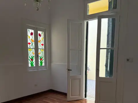 Hermosa casa con amplio jardín 4 dorm 2 baños totalmente reciclada a nuevo