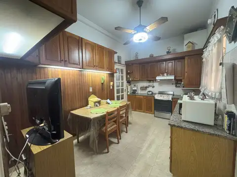 Depto Tipo Casa en Venta 61 años