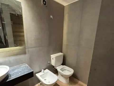 VENTA MONOAMBIENTE  LOFT AMPLIO CON PATIO