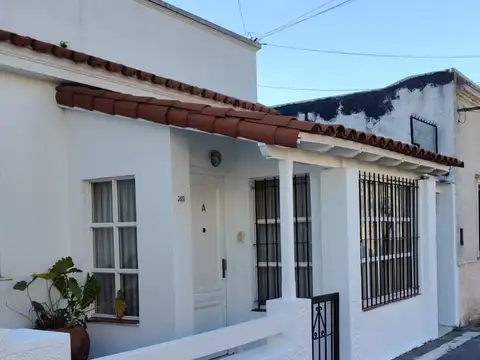 Depto Tipo Casa en Alquiler de 3 ambientes