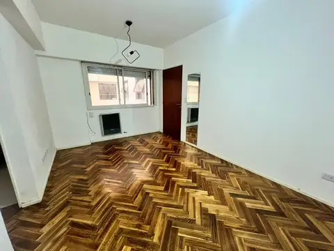 Muy lindo departamento de 2 ambientes. Excelente ubicación.