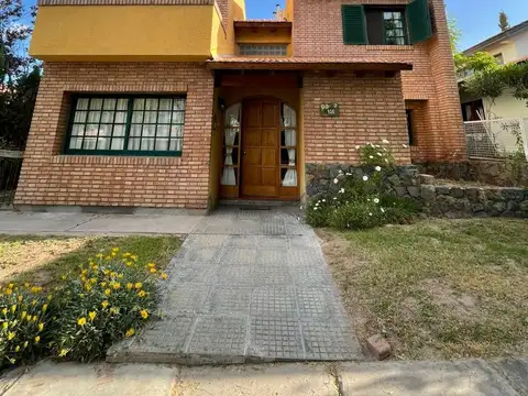 Casa en Venta en Mendoza, Capital