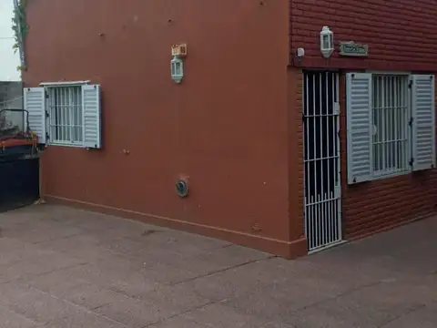 Dúplex en venta - 2 Dormitorios 1 Baño - Cochera - 52Mts2 - San Bernardo del Tuyú