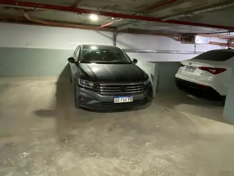 EXCELENTE COCHERA AV. L.M. CAMPOS Y OLLEROS