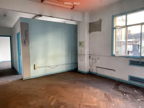 Oficina en Venta al Este