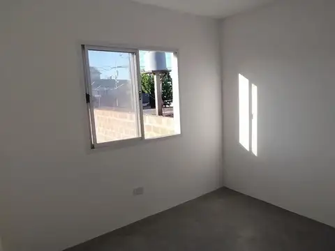 Depto Tipo Casa 3 ambientes con 1 baño