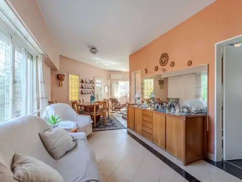 Depto Tipo Casa en Venta en Barrio Guemes, USD 145.000