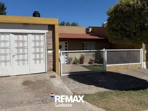 CASA EN BARRIO 12 DE OCTUBRE