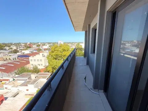 Departamento 4 ambientes con 3 baños