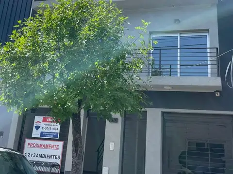 VENTA DEPARTAMENTO 3 AMBIENTES EN GERLI AVELLANEDA CON COCHERA, PATIO Y PARRILLA-ACEPTA PERMUTA