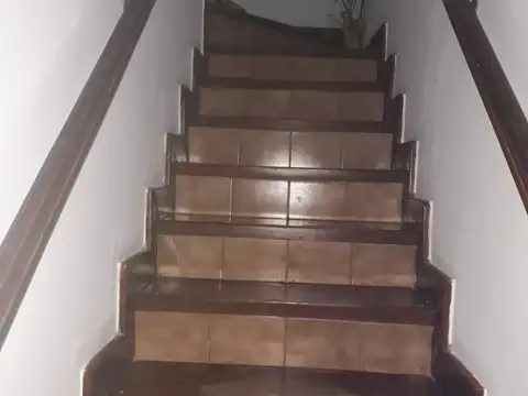 Duplex en Barrio La Pilar