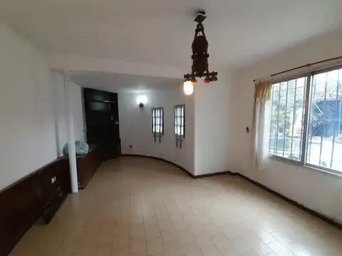 Casa en alquiler en San Fernando Vias  /  Centro