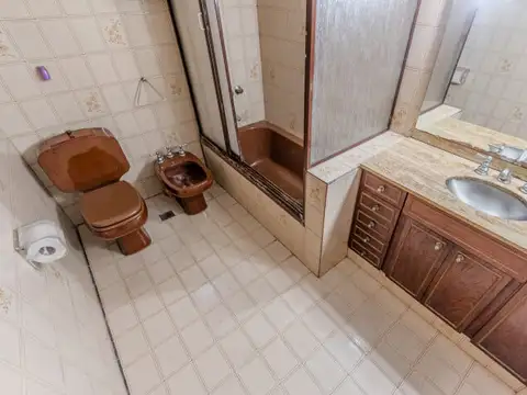Casa 4 ambientes con 3 baños