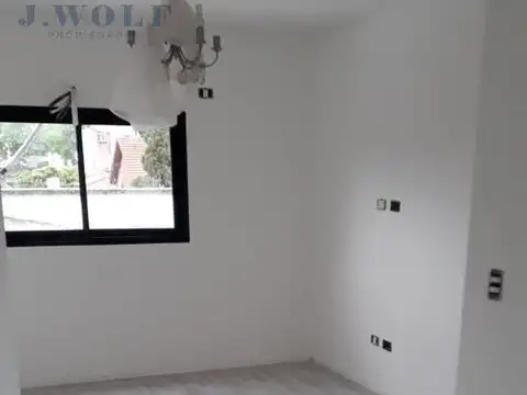 Depto Tipo Casa 3 ambientes con 2 baños