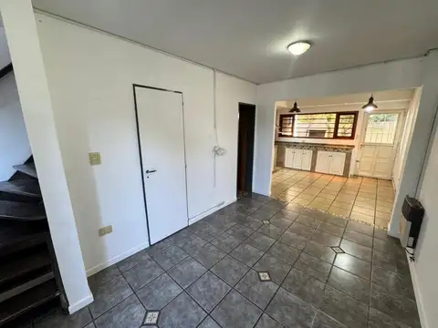 Depto Tipo Casa en Alquiler en San Antonio de Padua, $ 1.200.000