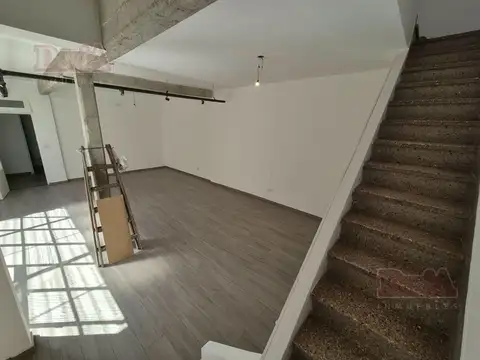 Depto Tipo Casa en Alquiler en Chacarita, $ 2.500.000
