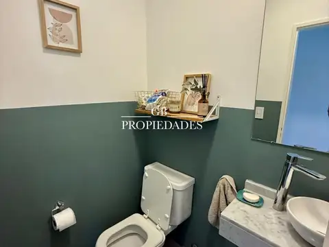 Casa 5 ambientes con 3 baños