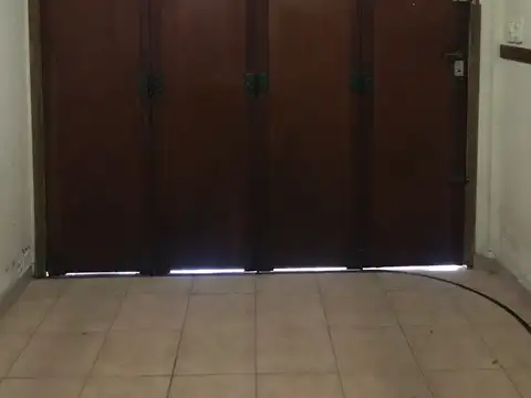 Depto Tipo Casa en Venta en Lomas De Zamora, USD 95.000