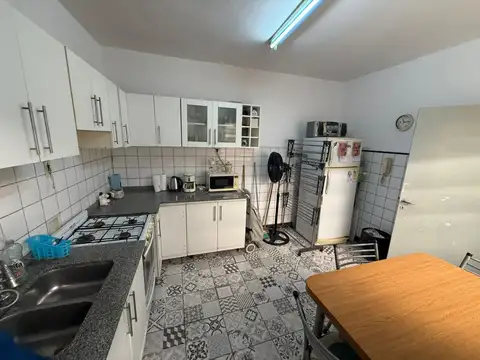 Departamento de escalera 3 Dormitorios | Laprida 1200