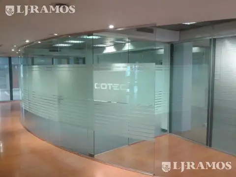 Oficina en Alquiler al Norte