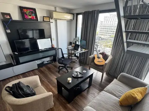 Villarroel 1300, Piso 8