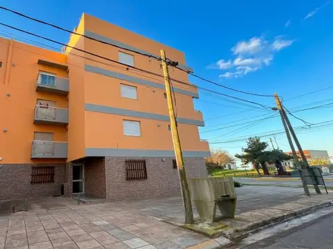 Departamento de 2 ambientes a 50mts del mar, pleno centro!