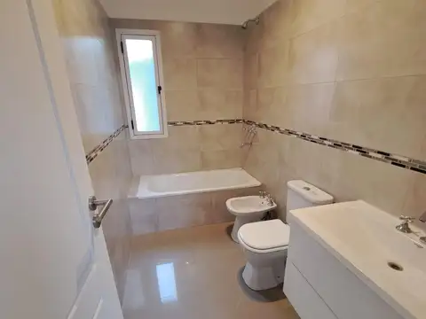 PH tipo Duplex en venta - Ituzaingó - Costa Rica al 1500