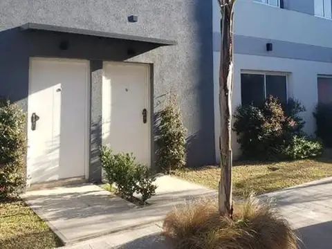 Depto Tipo Casa en Venta de 3 ambientes