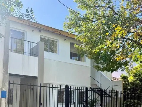 Alferez Hipólito Bouchard 2600, Piso PB