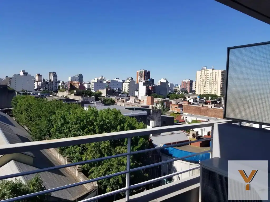 Avenida Pavón e/ Matheu y Alberti